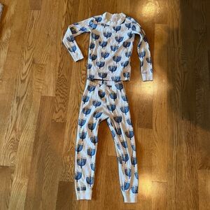 Hanna Anderson. Blue and White Menorah Pajama Set. Size 5
